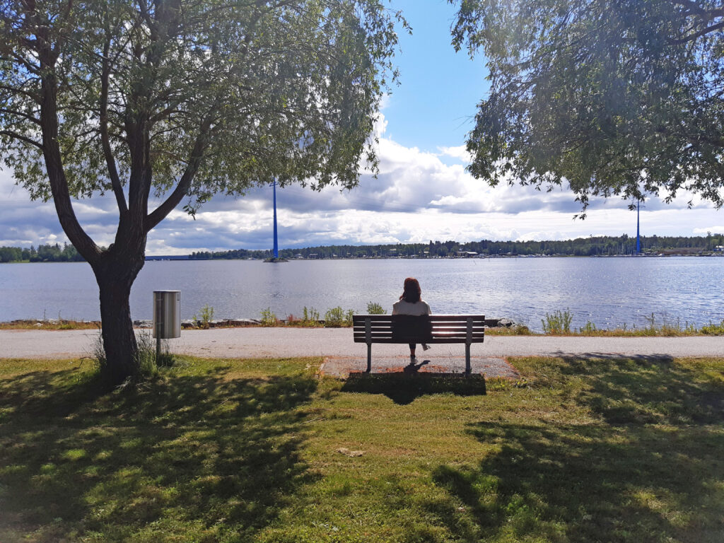 Vaasa seaside view, Adriana looking out over the sea